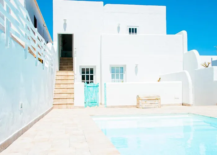 Turquesa Beach&pool Apartamento Playa Honda (Lanzarote)