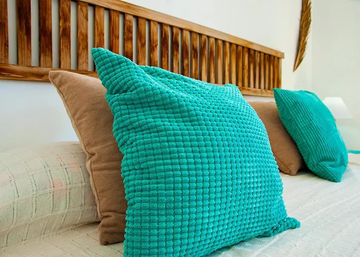 Turquesa Beach&pool פלאיה הונדה